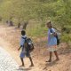 49- Enfants revenant de l'ecole 